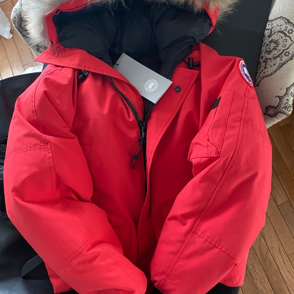 Canada Goose red chilliwack bomber jacket NWT